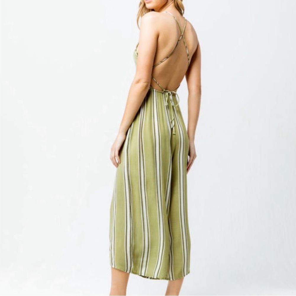 Tillys green and white striped jumper